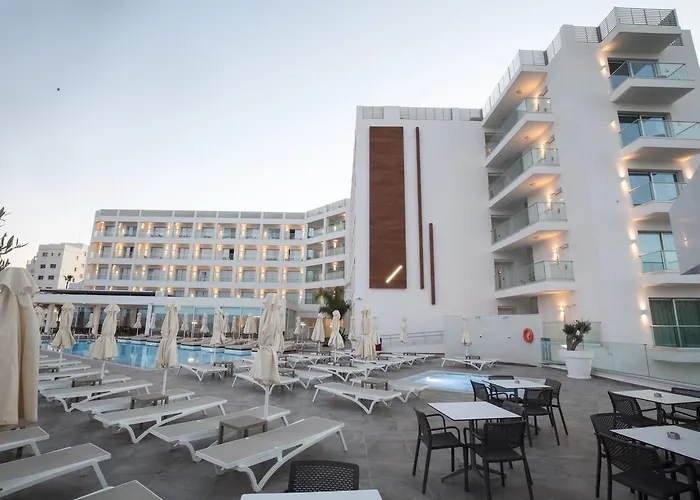 Evalena Отель Протарас